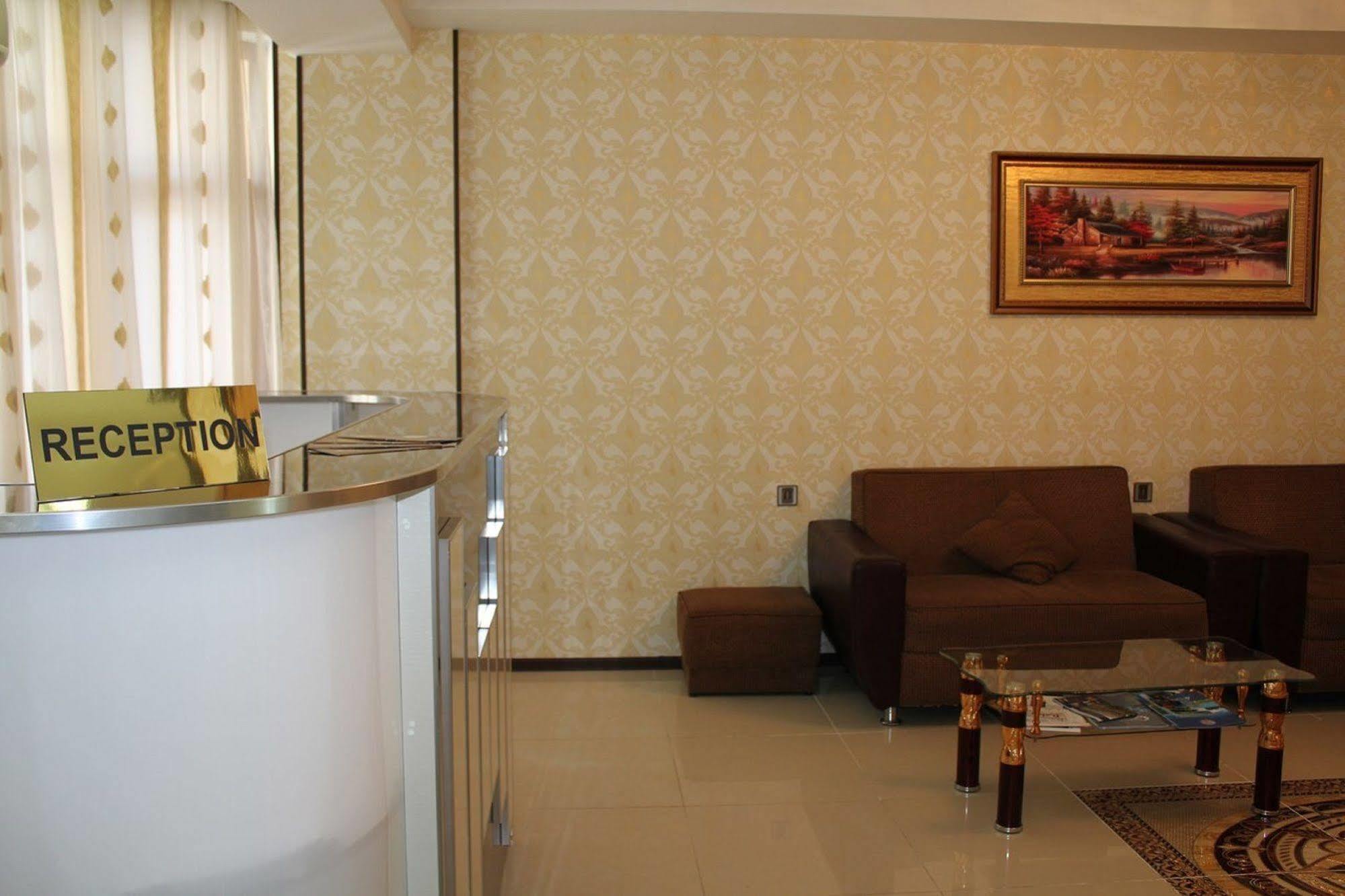Avand Hotel Bakú Exterior foto